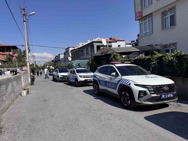 Kayseri Melikgazi'de 48 yaşındaki adam tüfekle kendini vurup hayatını kaybetti