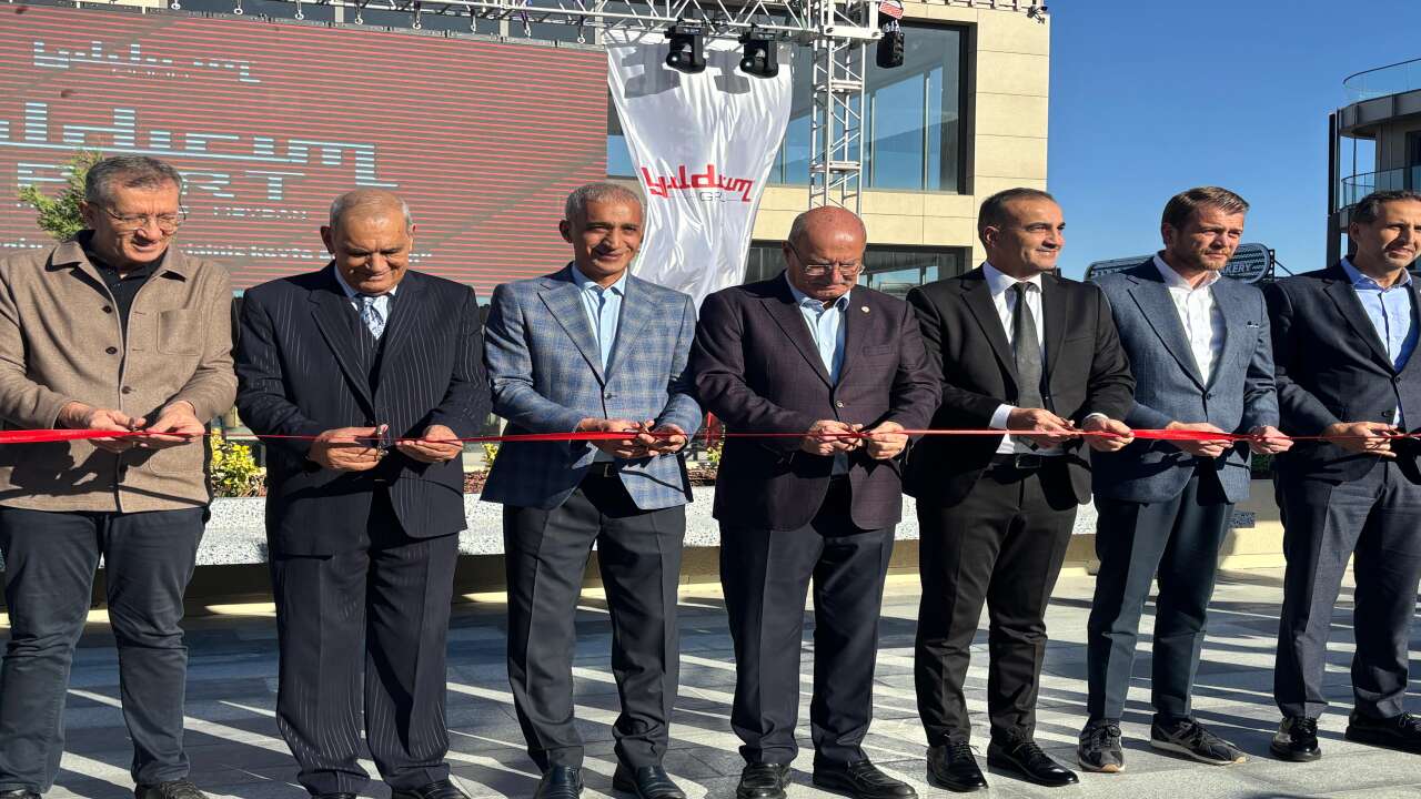 Gölbaşı’nda Yıldırım Port AVM hizmete açıldı