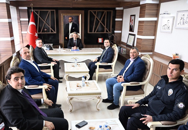Edirne Valisi Sezer, Lalapaşa Kaymakamı Çolak'a yeni görevinde başarılar diledi