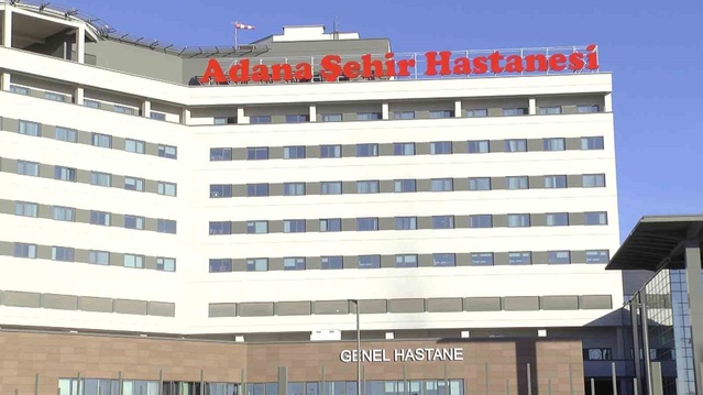 Adana Şehir Hastanesi'nde silahlı baba paniği: Kızını hedef aldı, sabah özel harekatla yakalandı