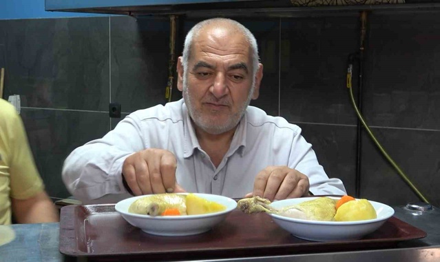 Aksaray'da Kurtlar Vadisi'nin Abidin'ine benzeyen lokantacı yoğun ilgi görüyor