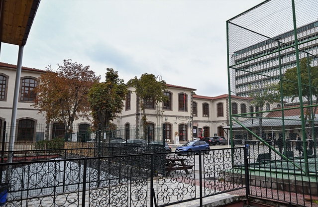 121 yıllık Ulus Mesleki ve Teknik Anadolu Lisesi eğitim birikimini sürdürüyor
