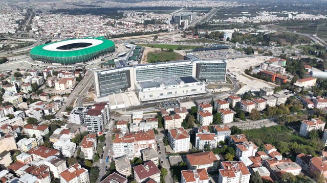 Bursa'da 56 yıllık Çekirge Devlet Hastanesi'nde son hasta kabulüyle taşınma başladı