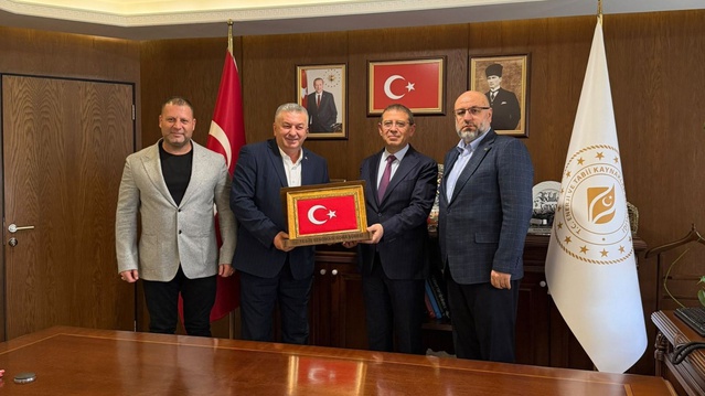 Soma Termik işçilerinin taleplerini TES-İŞ heyeti Bakan Yardımcısı Tancan'a iletti