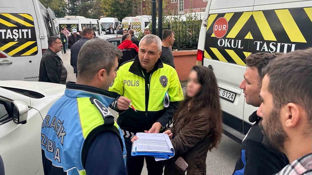 Kırklareli'nde öğrenci servisleri dört kurumun ortak denetiminden geçti