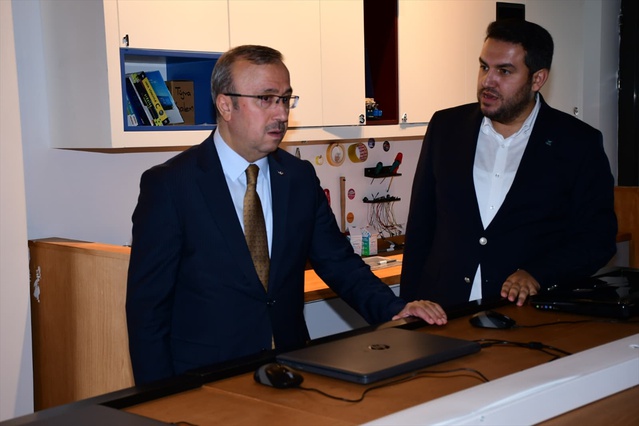 Eskişehir İl Milli Eğitim Müdürü Aydın, TÜGVA temsilciliğinde faaliyetleri inceledi