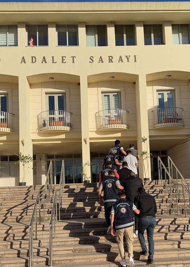 Bodrum'da göçmen kaçakçılığı operasyonunda gözaltına alınan 4 kişiden 3'ü tutuklandı