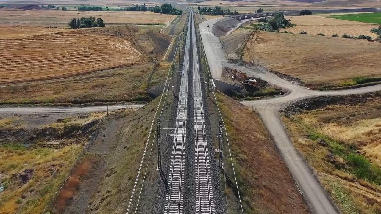 YerköyKayseri YHT Hattı'nda ilerleme yüzde 50'yi aştı