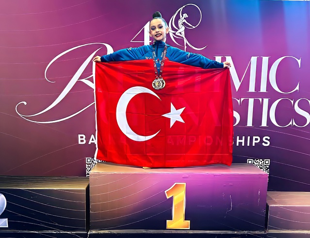 Muratpaşa Belediyesporlu Asel Lina Şahin, Balkan Şampiyonası'nda iki altın kazandı