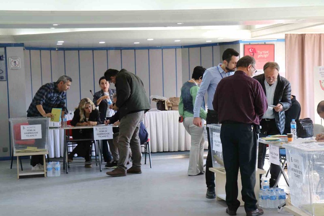 Denizli Ticaret Borsası'nda oy verme işlemi başladı, Tefenlili ile Yılanlı yarışıyor