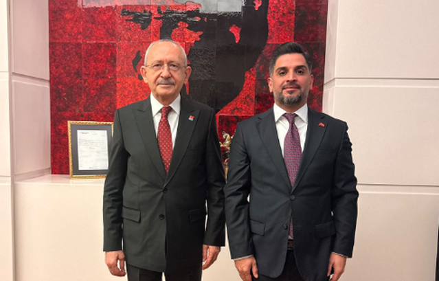 Kılıçdaroğlu, Özmen'in tutuklanmasının ardından Eyüpsultan vekili Parlak'ı kabul etti