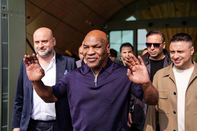 Mike Tyson İstanbul’a geldi! Tuzlu Kahve iddiası güçlendi