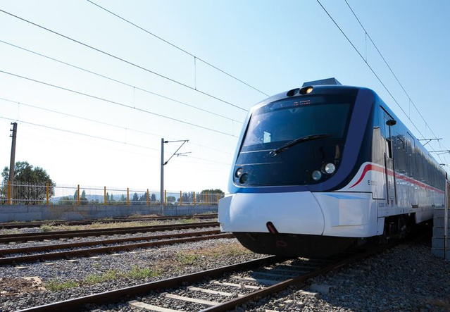 İzmir'de İZBAN'ın 7 milyar TL'yi aşan borcuna çözüm için yatırım çalışması başlatıldı
