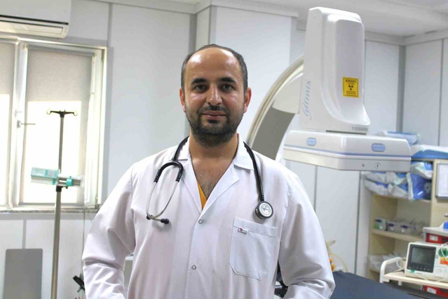 Kayseri Devlet Hastanesi'nden Dr. Çetin, halı saha öncesi kalp kontrolü önerdi
