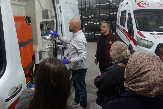 Eskişehir'de 13 acil sağlık personeline oksijen tüpü güvenliği eğitimi verildi