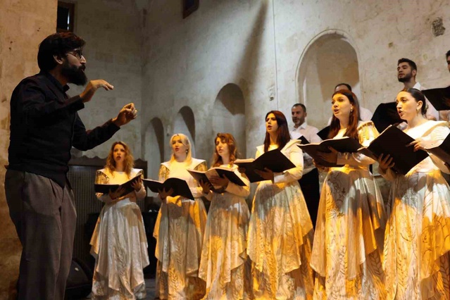 Vox Humanis, Gazzeli çocuklar için bestelediği eseri Şanlıurfa'da seslendirdi