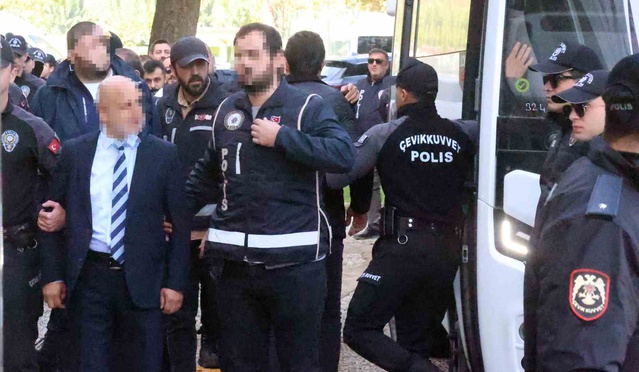 Milas Belediyesi soruşturmasında Başkan Topuz dahil 20 şüpheli adliyeye sevk edildi