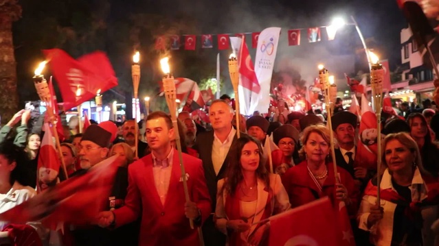Bodrum'da Cumhuriyet Bayramı konserlerine binlerce kişi katıldı
