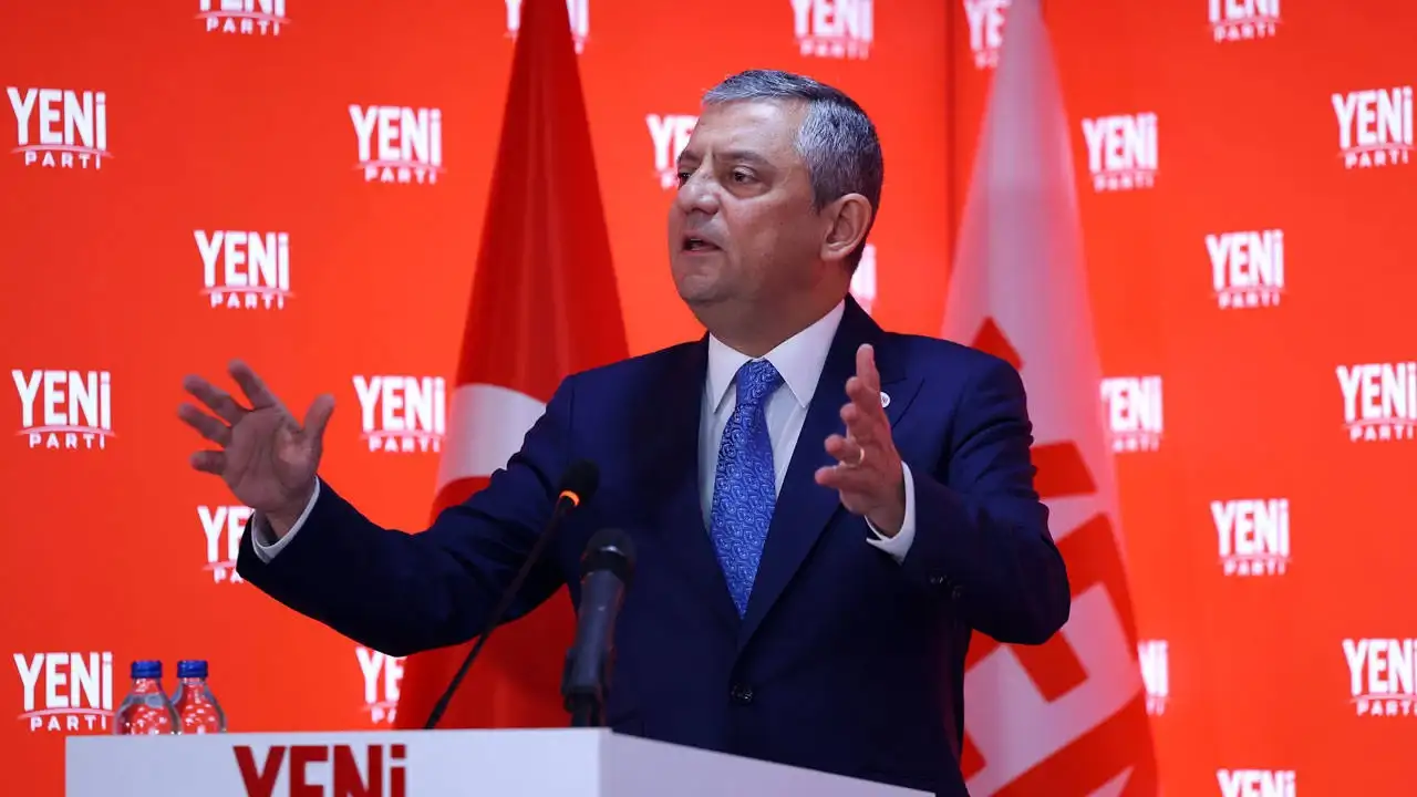 Özgür Özel'den eleştiri: "Amcamdan ben bizzat özür diliyorum"