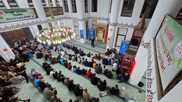 Doğanşehir'de Rahman Camii'ndeki cami-aile buluşmasında ilk yardım anlatıldı