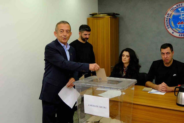 Erzincan TSO başkanlık yarışını mevcut başkan Ahmet Tanoğlu 1105 oyla kazandı