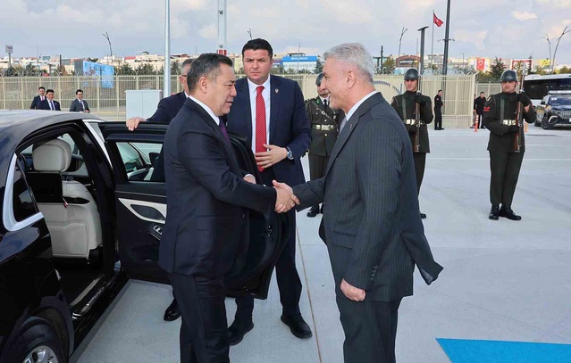 Bolat, Tokayev ve Caparov'u Ankara'da uğurladı, iş birliği mesajı verdi