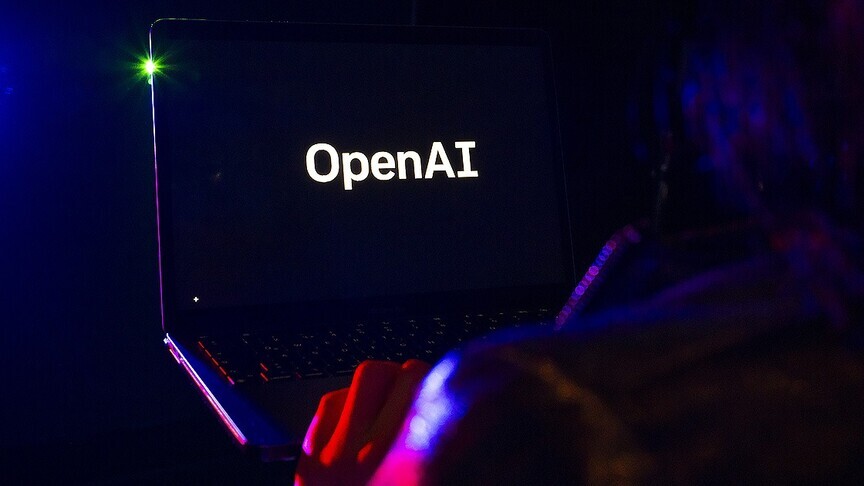 OpenAI'dan eski çalışanının piyasaya sürülmemiş cihaza ait gizli belgeleri Apple'a götürdüğü iddiası