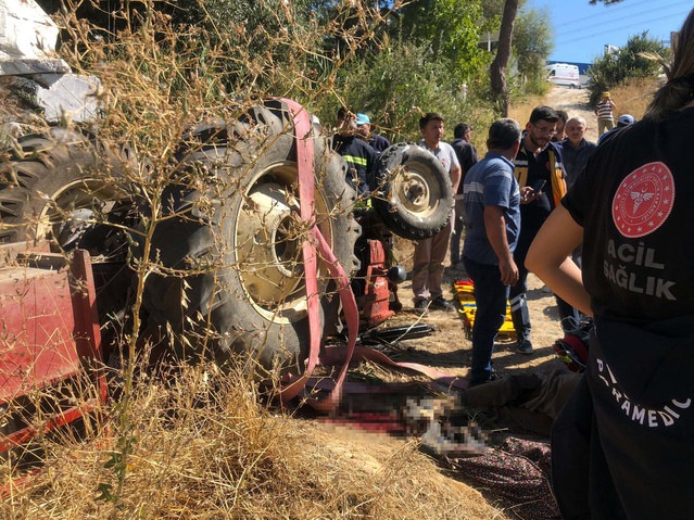 Muğla Kavaklıdere'de devrilen traktörde Muammer Hilal ve eşi Fikriye Hilal öldü