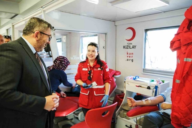 BŞEÜ'de Kızılay etkinliğinde 107 ünite kanla günlük bağış rekoru kırıldı
