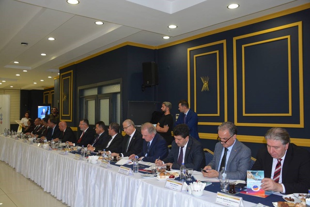 YÖK Başkanı Özvar, Sinop'ta üniversitelere destek vermeye hazır olduklarını söyledi
