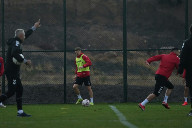 Mardin 1969 Spor, 13. haftada İstanbulspor deplasmanına Hamzabey'de hazırlandı