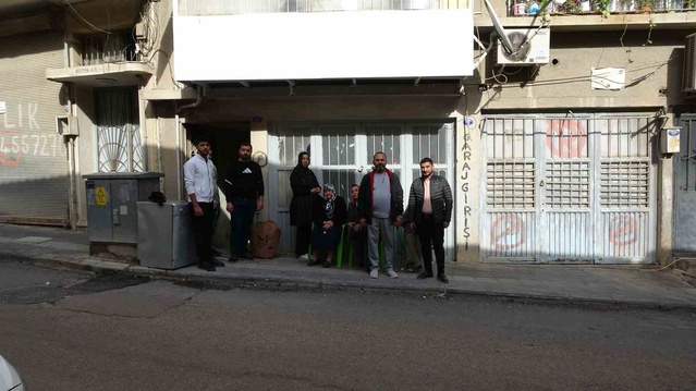 Kilis'te apartmanın kolonları su altında, 12 daire sakini çözüm istiyor