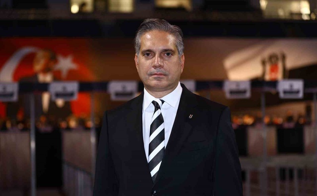 Orhan Özalp'a göre Beşiktaş'ın borcu 190 milyon dolardan 53 milyon dolara düştü