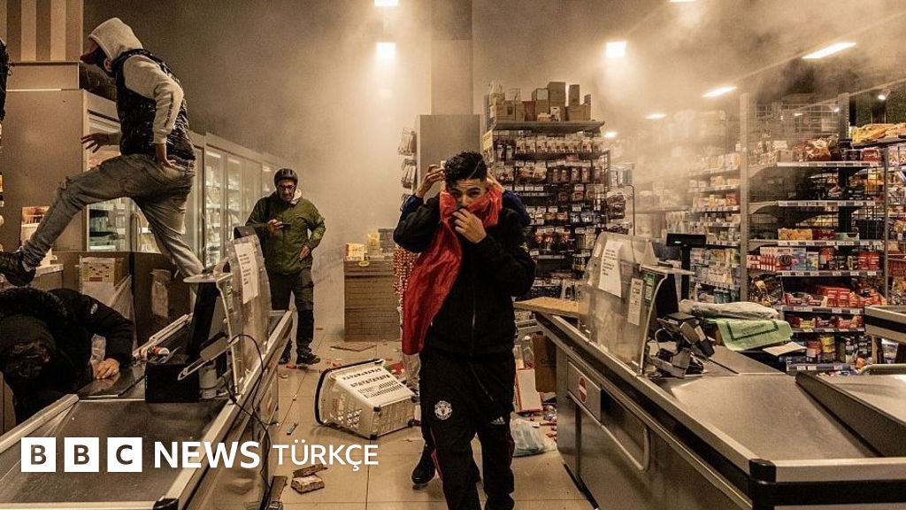 İtalya'da şiddet olayları sonrası Meloni'den acil durum toplantısı