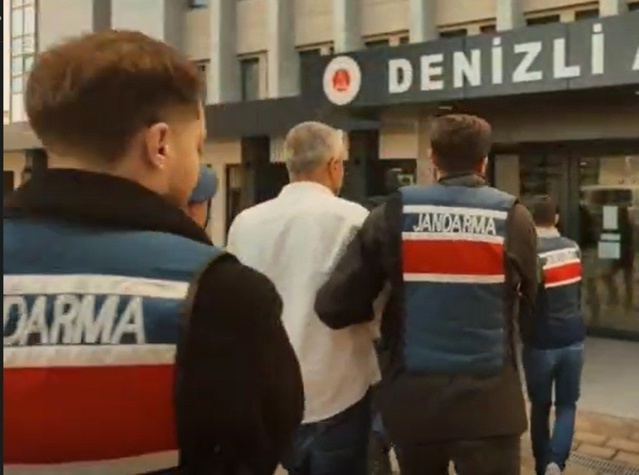 Çivril'de jandarmanın bilgilendirmesi dolandırıcılığı yaklaşık yüzde 50 azalttı