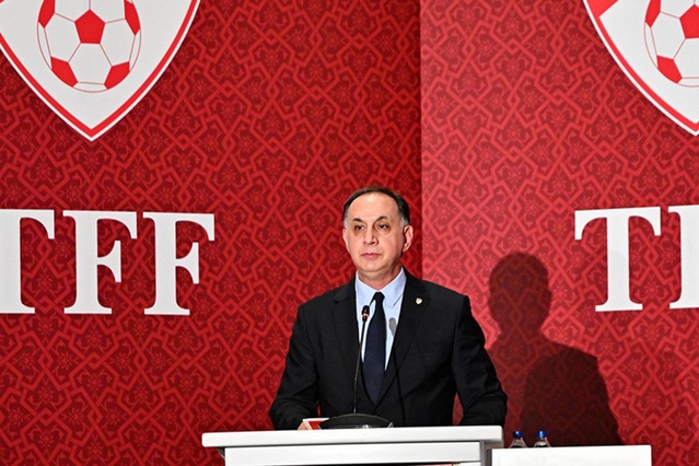 MHK'ya darbe üstüne darbe! Bir hakem daha suç duyurusunda bulundu