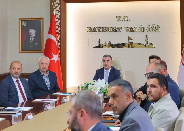 Bayburt'da turizm toplantısında tel helvası ve kahve geleneği görüşüldü