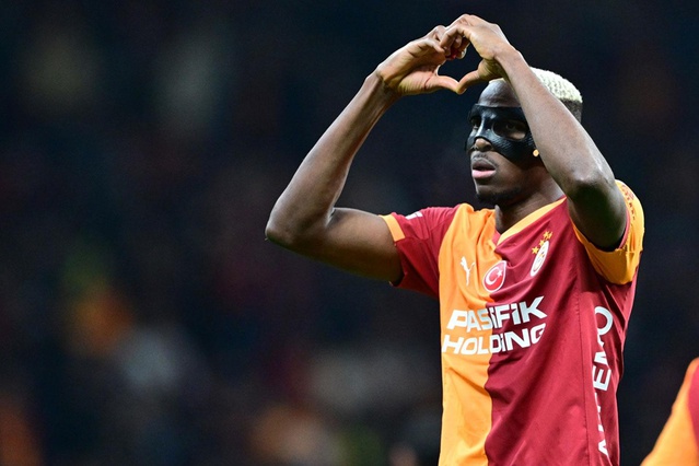 Jorge Mendes'in menajerlik teklifine Victor Osimhen'den hayır yanıtı