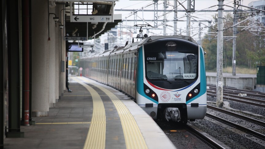 Marmaray 13 yılda 1,6 milyar yolcuya hizmet verdi