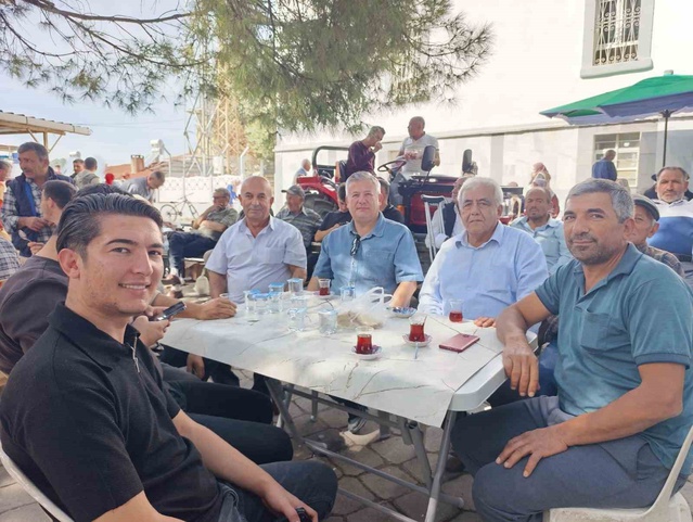 Manisa Gördes'te Yakaköy'ün geleneksel hayrı dualarla yapıldı