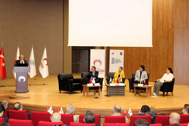 Konya'da denetimli serbestlikte ailenin dönüştürücü gücü panelde tartışıldı