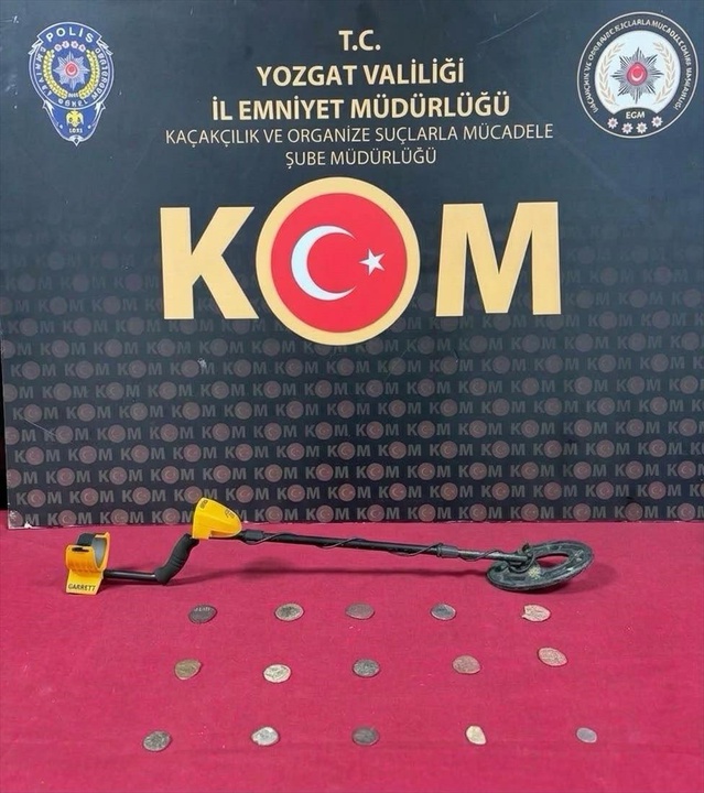 Yozgat'ta kaçak kazı operasyonunda 1 zanlı gözaltına alındı, 15 obje ele geçirildi
