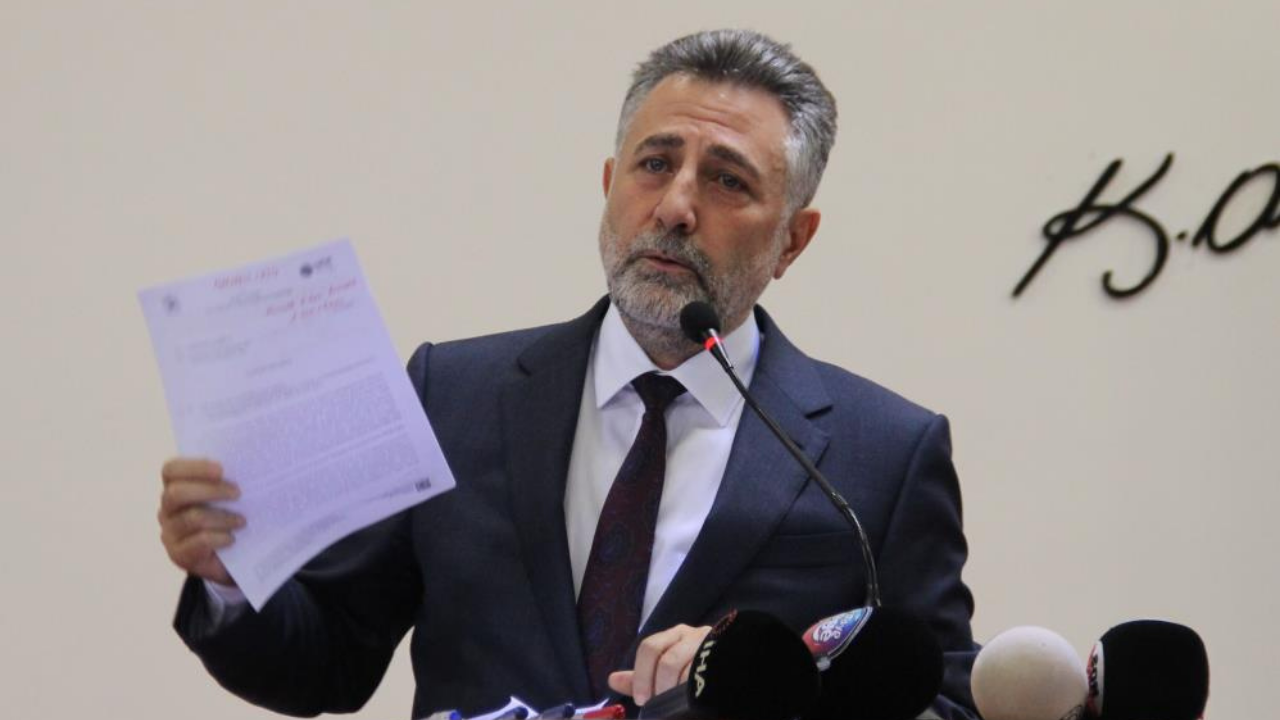 Bayraklı Belediyesi operasyonunda karar çıktı: 15 kişi tutuklandı