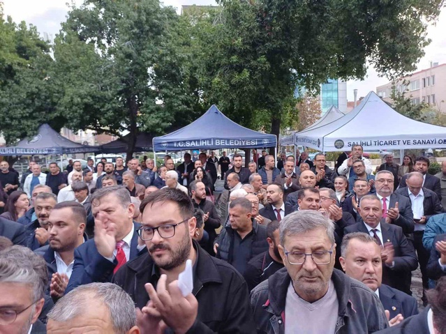 Salihli TSO seçiminde Başkan Yüksel'in beyaz listesi 17 komiteden 13'ünü kazandı