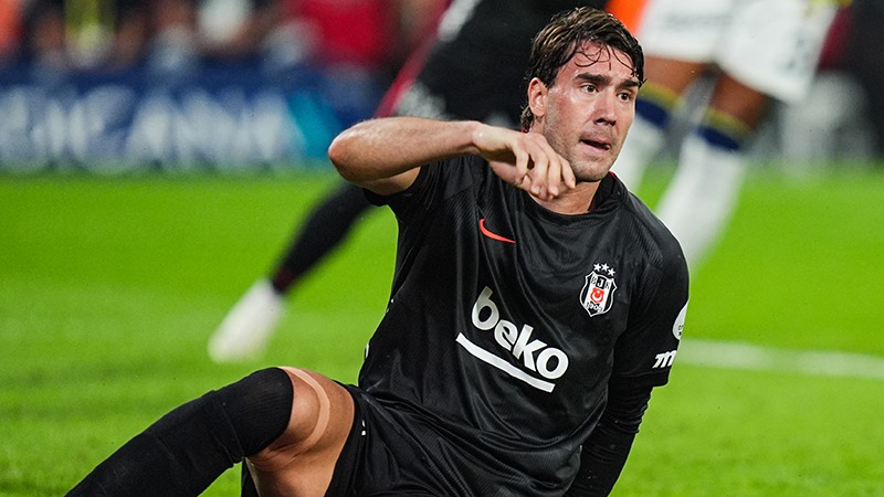 Beşiktaş'ın Trabzonspor maçı kamp kadrosunda iki eksik