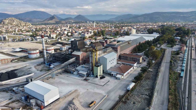 Turhal Şeker Fabrikası'nda kireç ocağı gazından 26 işçi etkilendi, hastaneye kaldırıldı