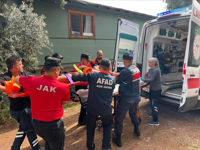 Antalya Konyaaltı'da kaybolan kişiyi JAK timleri ikametinden 19 kilometre ötede buldu