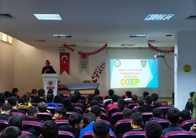 Niğde'de ÇOGEP kapsamında öğrencilere eğitim verildi