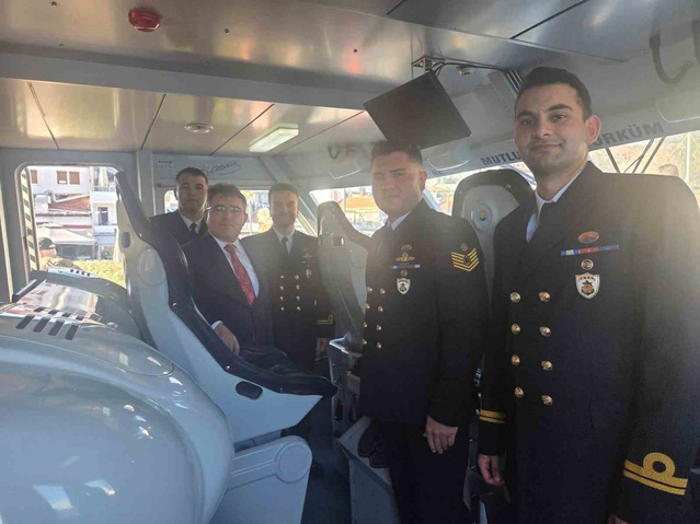 Marmaris'te 29 Ekim'de halka açılan TCG I. İnönü ve TCSG-310 yoğun ilgi gördü