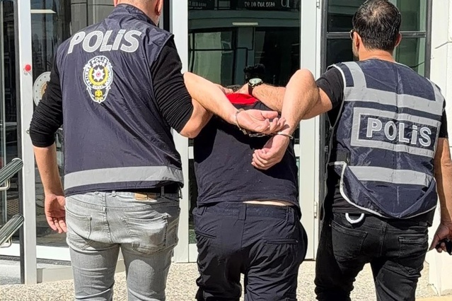 Görevi ateşle savaşmaktı! Kundakçı eski sevgili dehşetinde Ebru'dan acı haber geldi